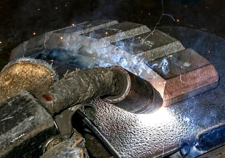 Como escolher peças metálicas para equipamentos de mineração